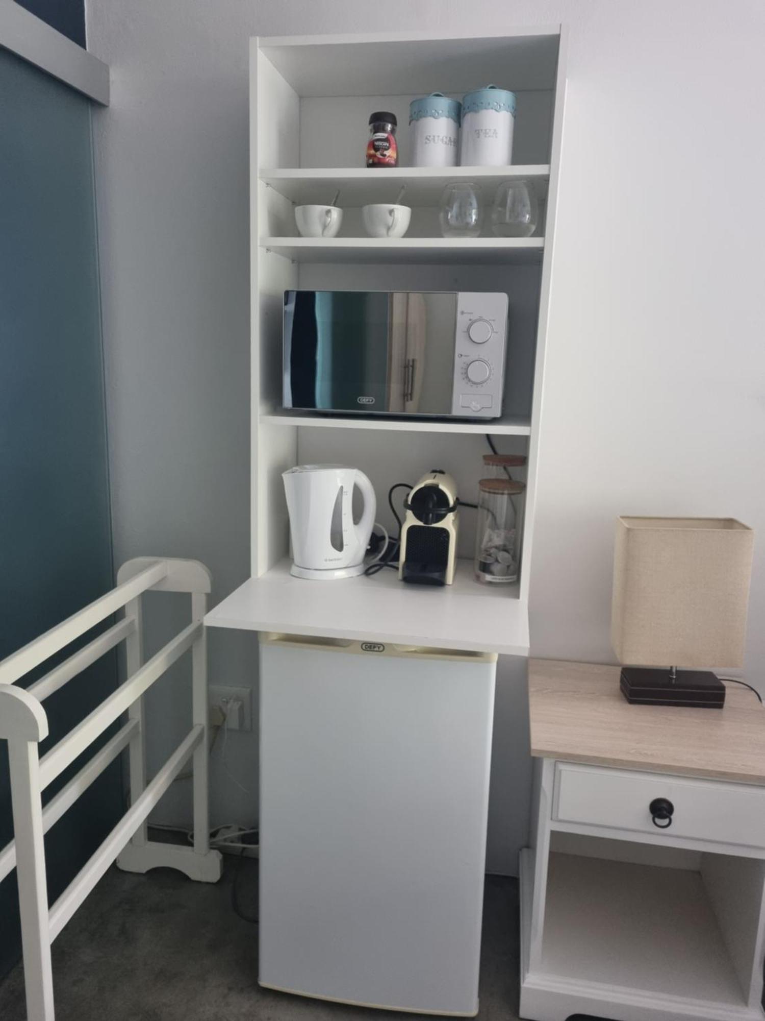 12Onparkeslane Hotel Книсна Екстериор снимка